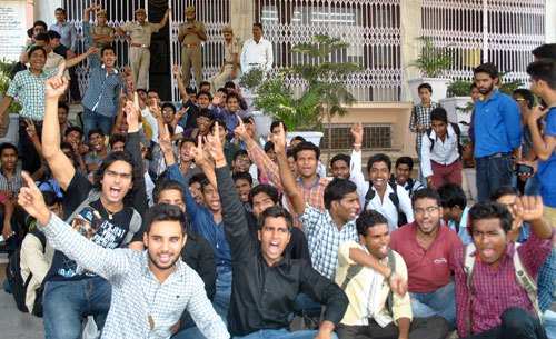 Internal Exam issue: Protest ends as VC gives positive response