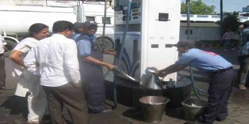Two petrol pumps caught for irregularities in filling fuel – owners clarify