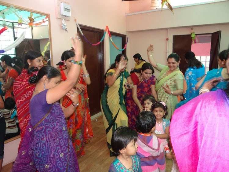 Parents unleash their creativity at Kidzee’s Diwali Celebration