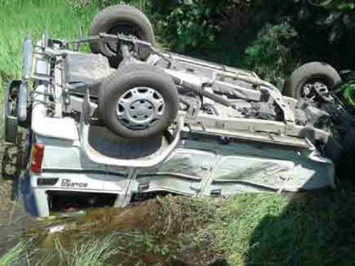 Jeep falls down the bridge-16 injured