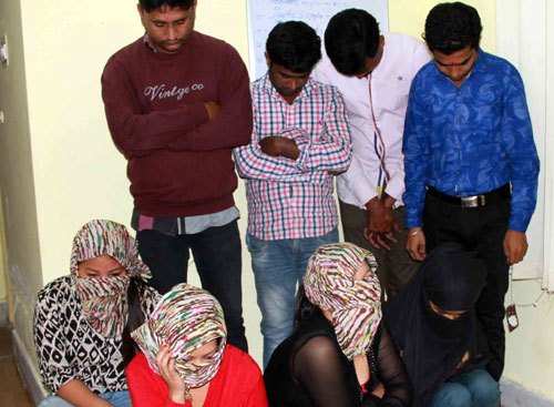 8 arrested for Alleged Prostitution