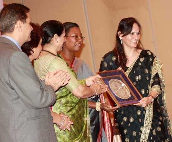 Women Entrepreneur Manjeet Bansal receives Priyadarshani Award