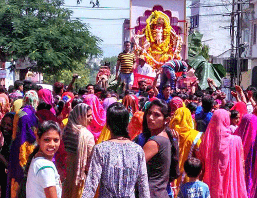 Udaipur bids adieu to Lord Ganesha