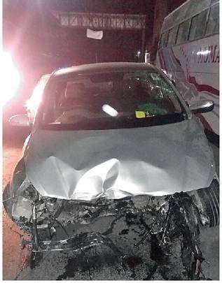 Over speeding car hits divider-5 injured