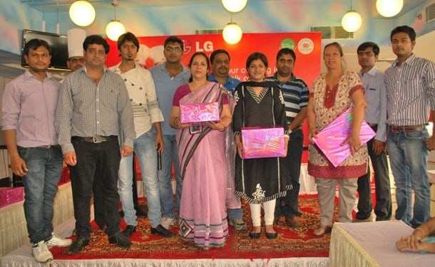 Nirmala Soni declared the winner of Mallika-E-Kitchen