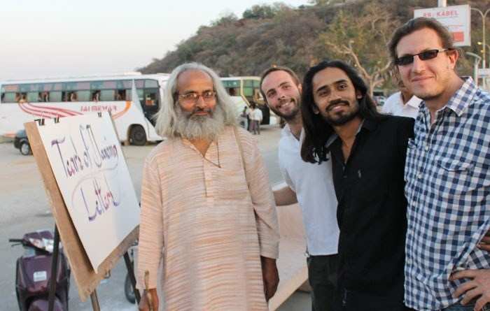 Live Calligraphy by Anis Siddiqui at Fateh Sagar