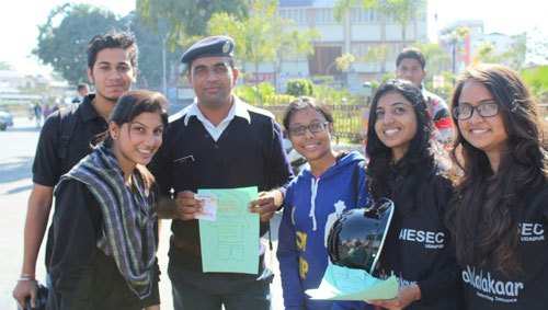 AIESEC pays gratitude to Traffic Police