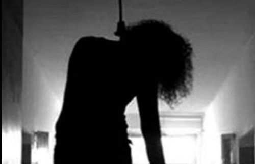 अमल का कांटा में बीएड कर रही युवती ने की आत्महत्या