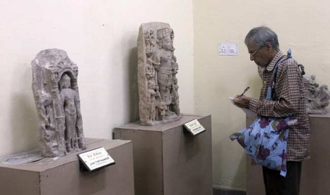 Discovered items at Chandrawati Site exhibited at Ahar Museum