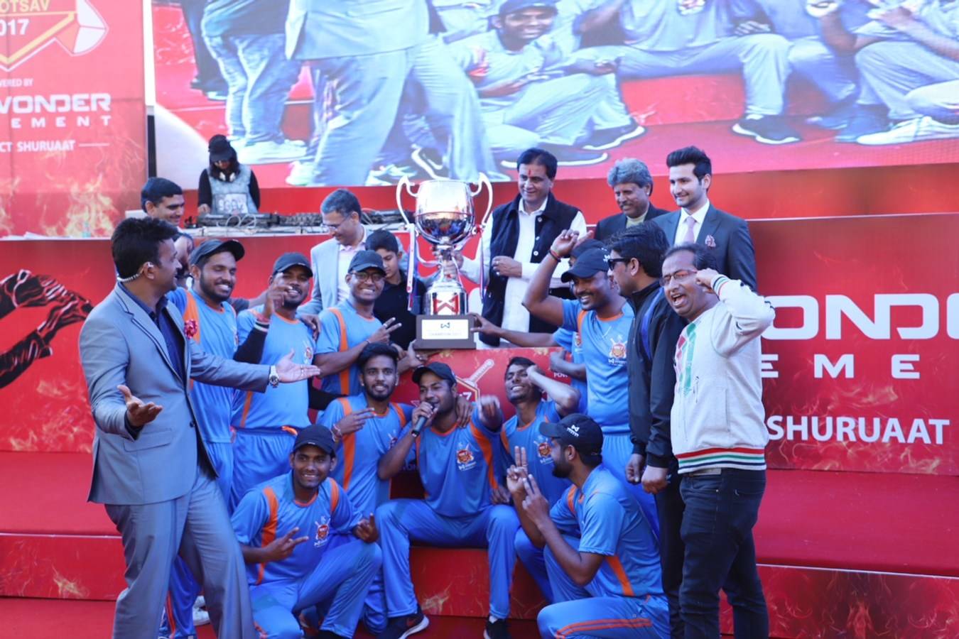 Jaipur lifts Wonder: Saath 7 Cricket Mohatsav trophy beating Ahmedabad by 23 runs