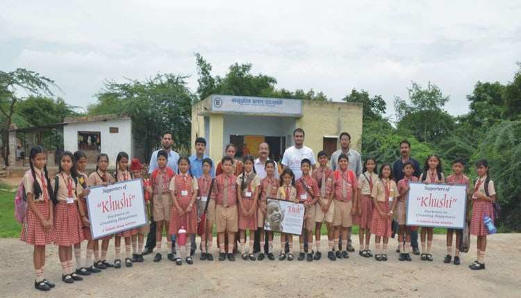 MMVS kids spread 'Khushi'