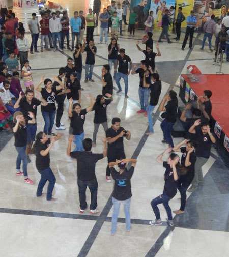 Pre-event of Balakalakaar by AIESEC at Lakecity Mall
