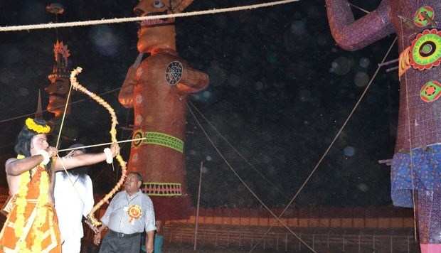 [Pics] Dussehra Celebrated by Burning the Evil
