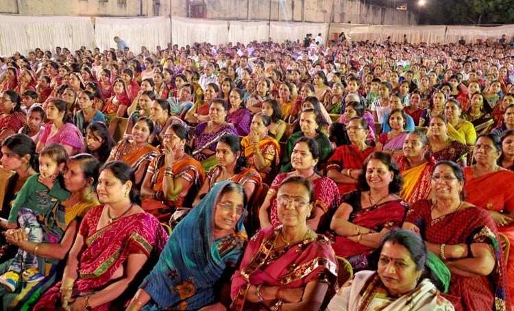 Jain Women Groups present Devotional Programs