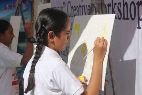[News in Pics] Kids Pour Emotions on Canvas with Khushi