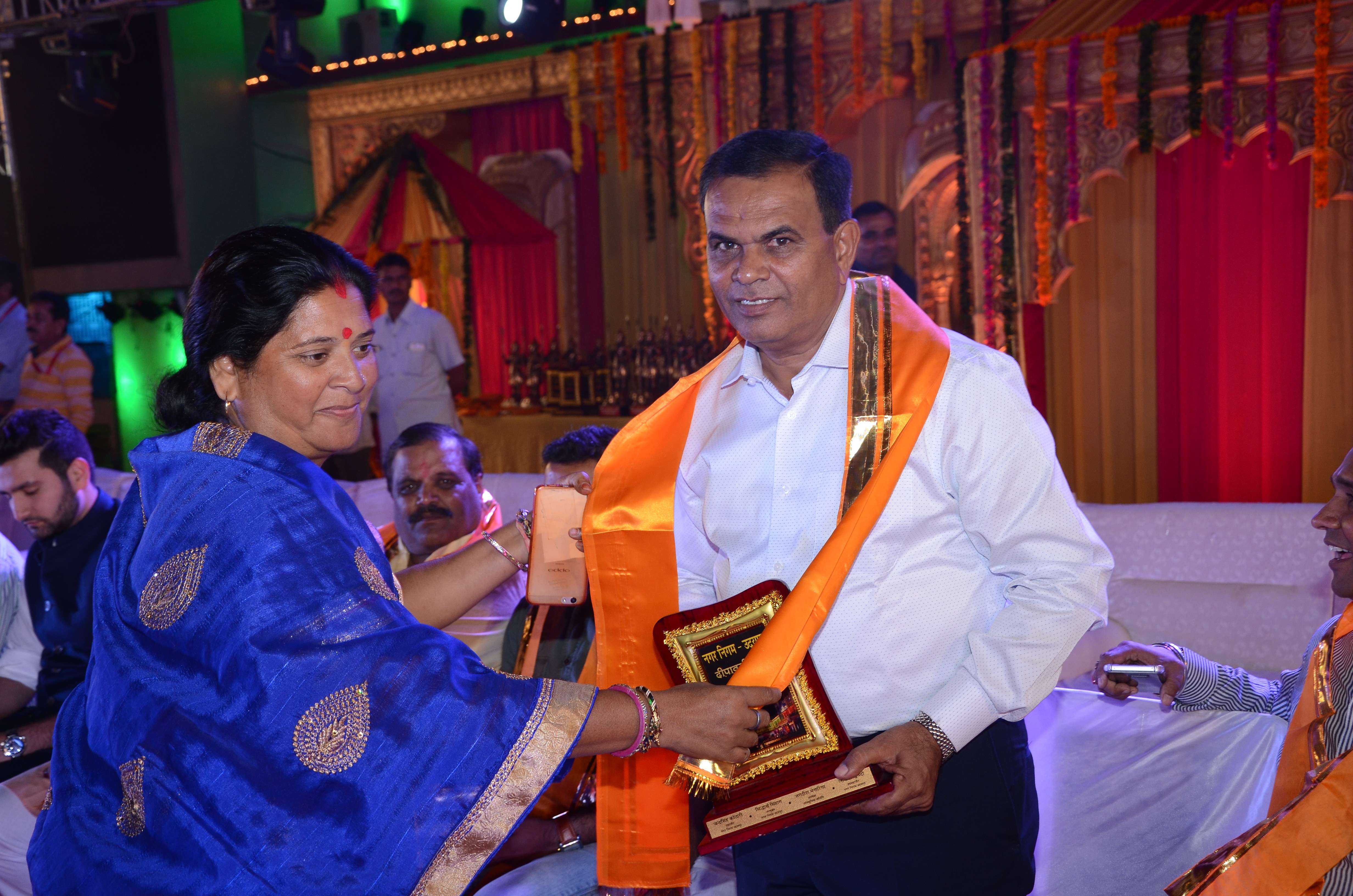 Wonder Cement felicitated for Ayad River Cleaning campaign