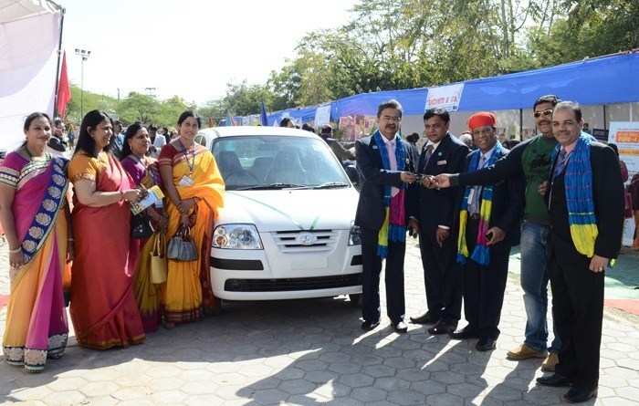 Rotary Raffle Winner gets Brand New Car