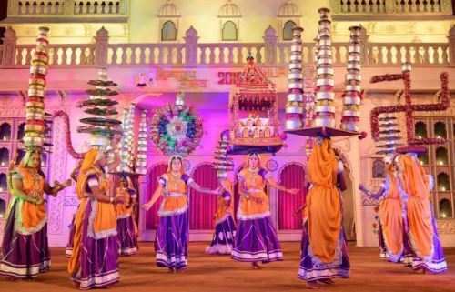शौर्य से भरपूर पाईका और खुशियों के बधाई नृत्य ने रंग जमाया