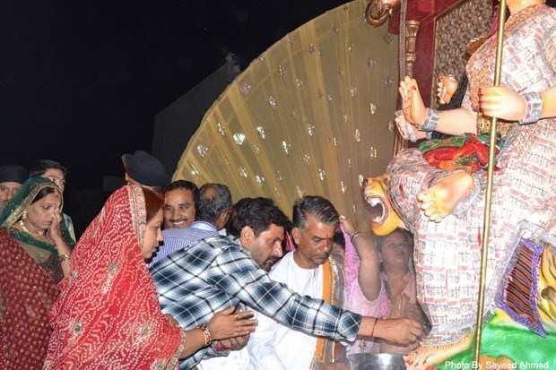 [Pics] Navratri Consummates with Maha Aarti at Sutharwara