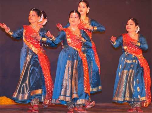 World Living Heritage Festival concludes with Holi Deepan and Kathak