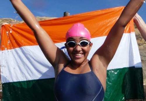 1km Swim at Udaipur led her to the Open Seas | Udaipur’s Mermaid Gaurvi Singhvi becomes youngest Indian to conquer English Channel!