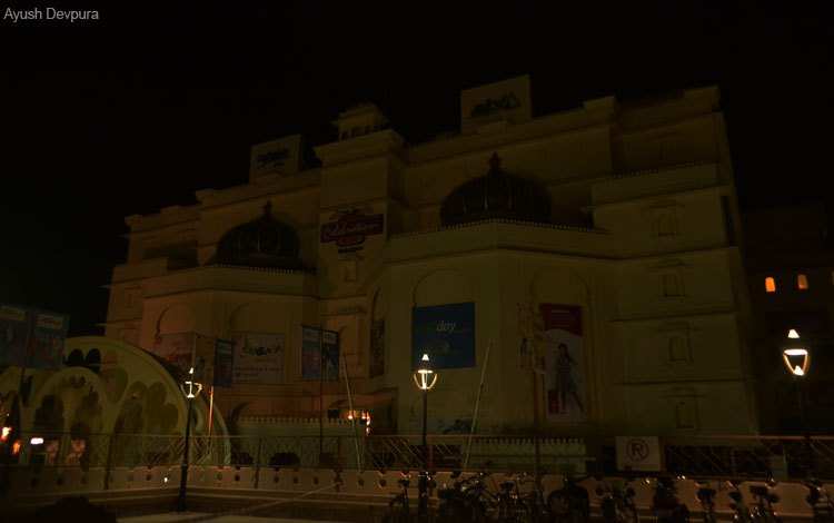 Udaipur's organizations participate in Earth Hour