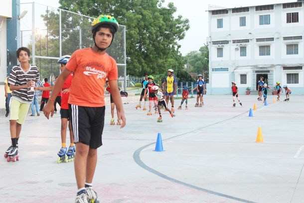 4 Hours non-stop Skating against Female Feticide