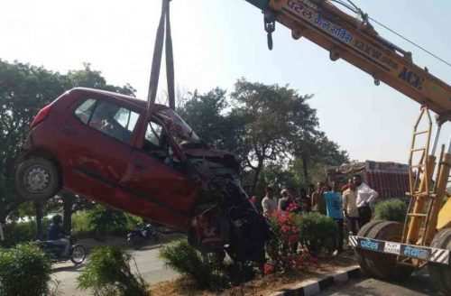 Car-Trailer accident on Udaipur-Chittor highway