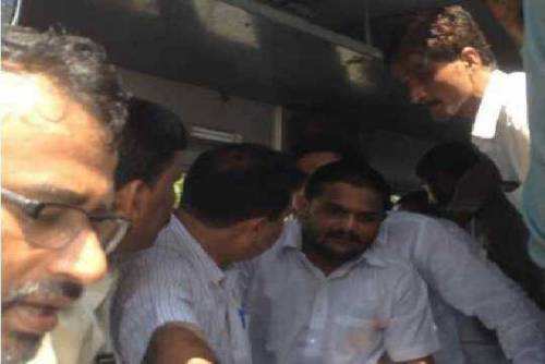 Hardik Patel leaves for Gujarat – unable to meet agitating farmers in MP