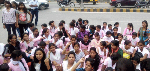 Students of MG College stage protest over Subject Alotment