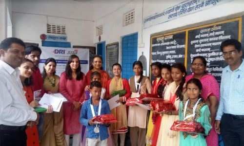 30 ग्रामीण बच्चों ने सीखी अंग्रेजी,प्रमाण पत्र मिला