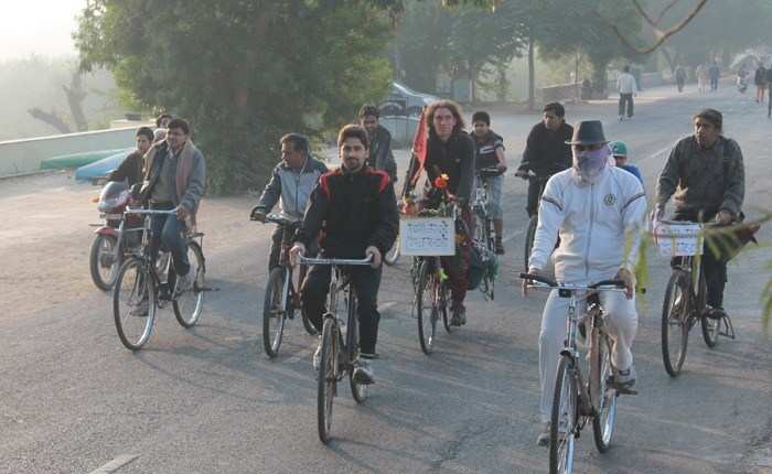 Cycle Chalao Dost Banao: City Cyclists Tour Around