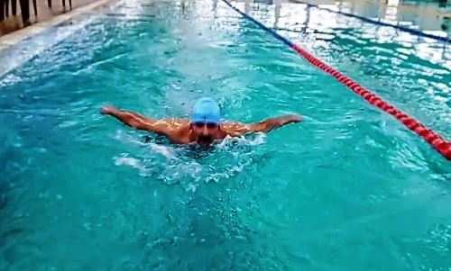 मास्टर्स तैराकी प्रतियोगिता में रणवीरसिंह राणावत ने जीते तीन पदक