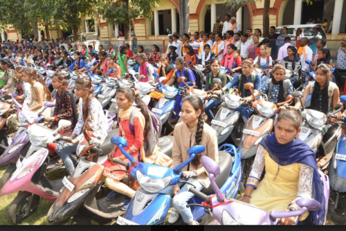 Free Laptop and Scooty distributed at Fateh School