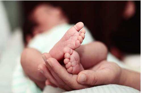 Neonate stolen from hospital-Not yet traced