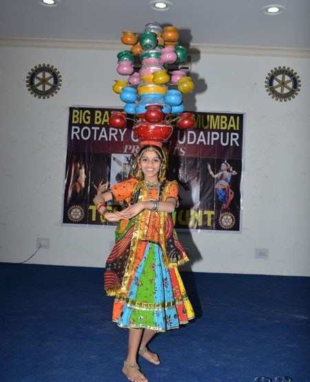 40 selected in a Talent Hunt contest by Rotary Club