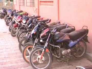 4 Bike Thieves arrested, 24 Vehicles Recovered