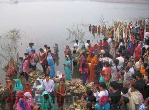 Thousands of Devotees Gathered For Chhath Puja