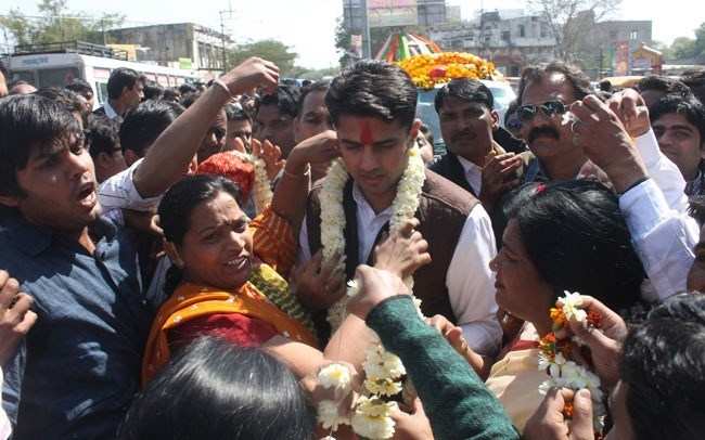 Sachin Pilot worries over groupism in party