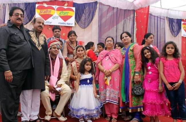 20 Couples Wedded in Mass Wedding of Sindhi Community