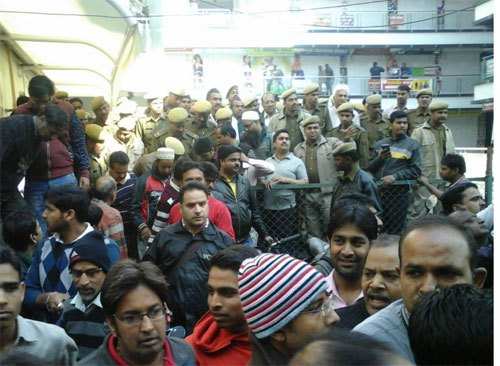 Shopkeepers protest as UMC Seizes Shopping Complex