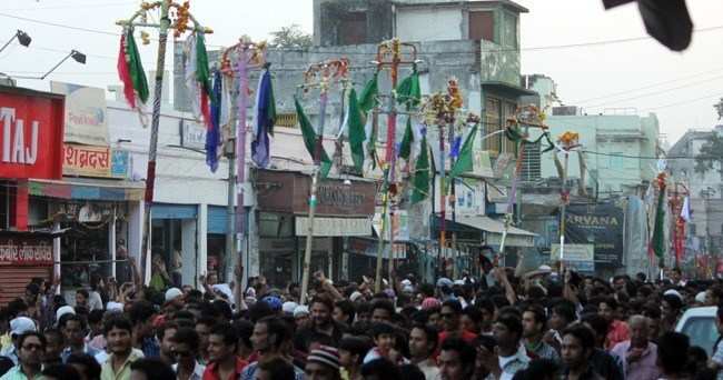 Chhadi Procession concludes at Paltan Masjid