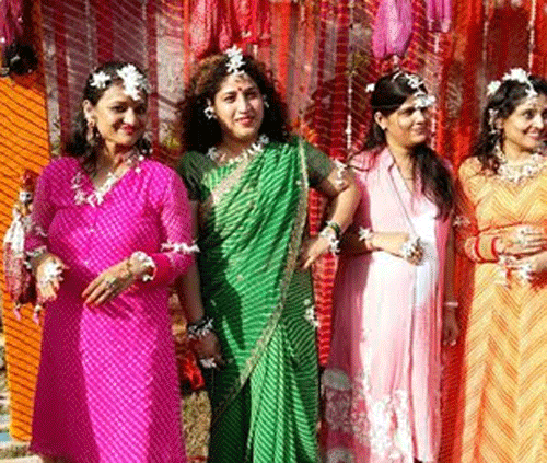 Divas celebrate Sawan Utsav