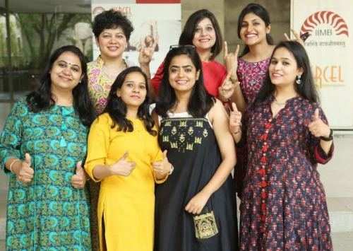 100 Women Entrepreneurs Graduate from IIMB – Include 7 from IIM Udaipur