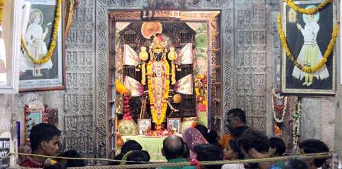 Devotees visit Temples, fly Kites on Nirjala Ekadashi