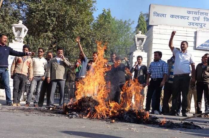 BJP workers protest against rise in diesel prices