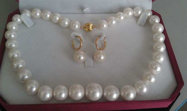 Access Pearls and Pearl Jewelry Online