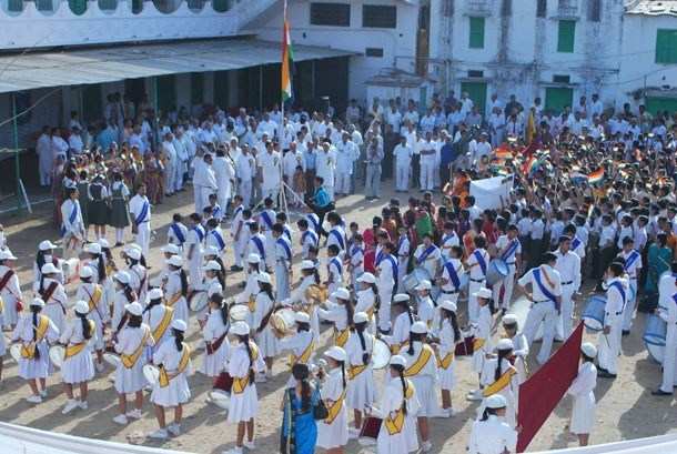 [Pics] Grand Procession on Mahaveer Jayanti