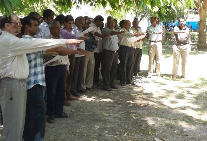 Rajiv Gandhi Death Anniversary: Collectorate Employees take Oath against Terrorism