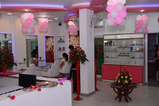Nikky Bawa Make-up studio opens in Udaipur